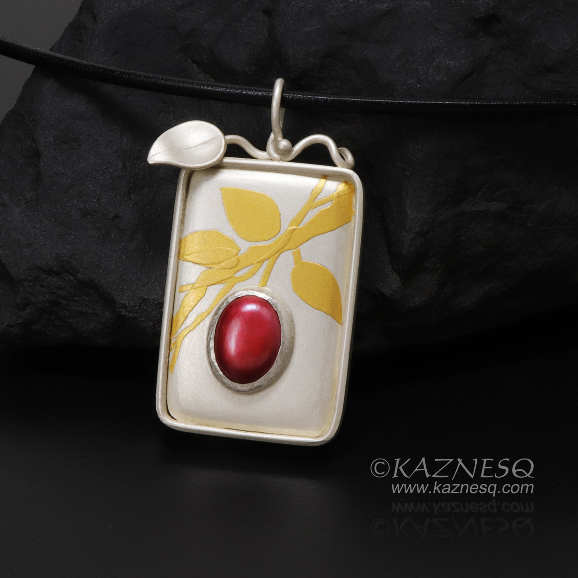 (C) KAZNESQ: Japanese red patina Hido and Keum Boo pendant of akebi