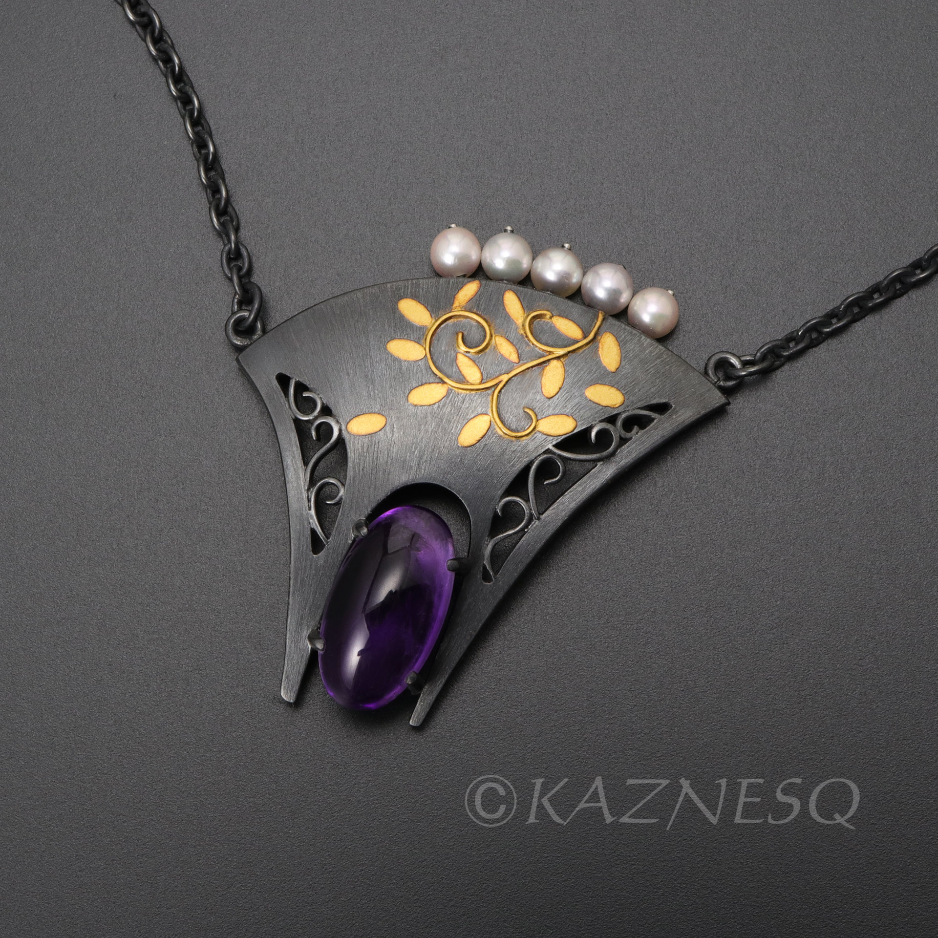 (C) KAZNESQ: Japanese bush clover Keum Boo pendant necklace with amethyst