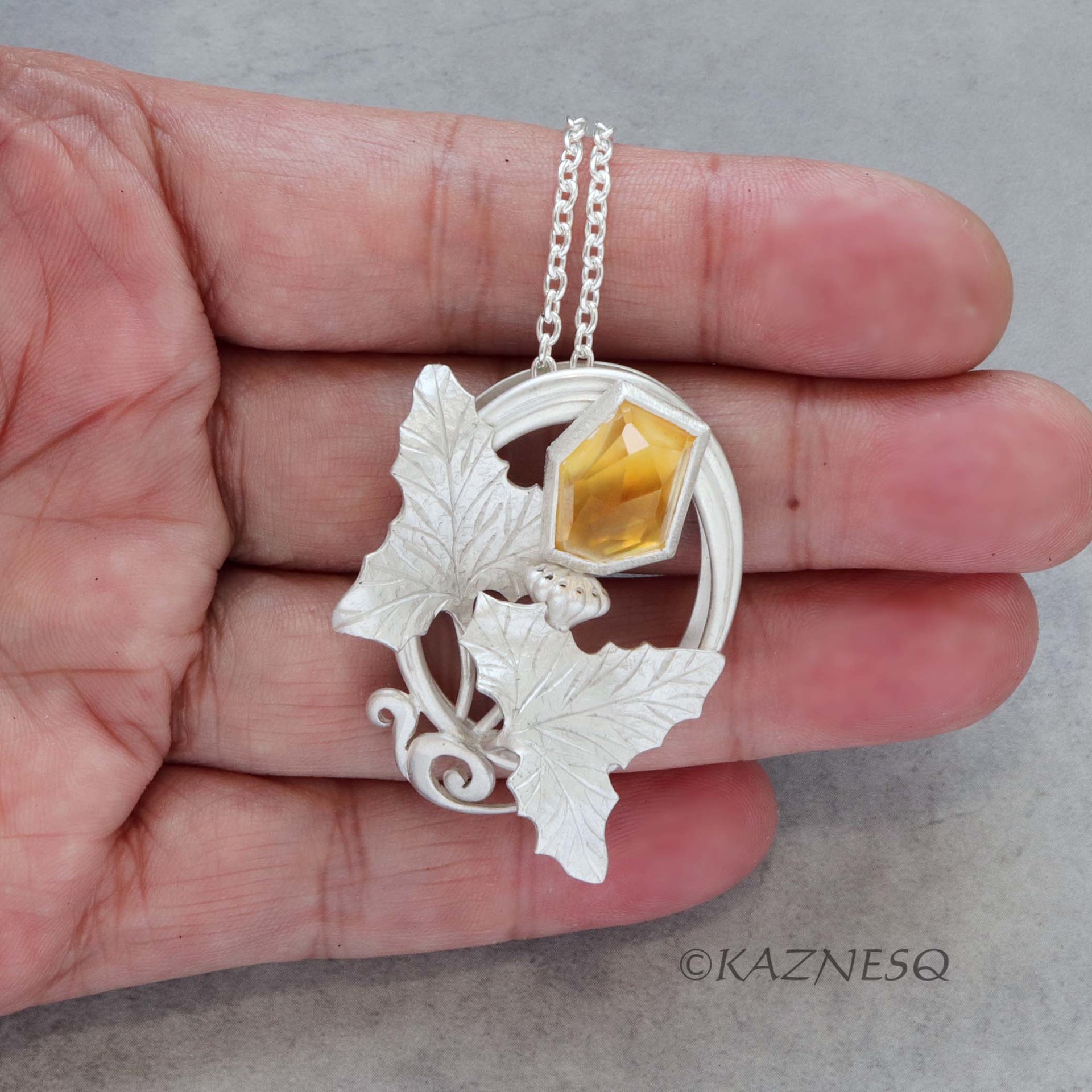 (C) KAZNESQ: Art Nouveau style Flower and Leaf motif Citrine lined with MOP