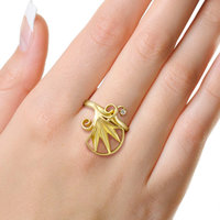 Arch and scroll 18K gold ring with a diamond