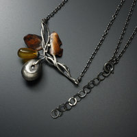 Star ruby cab pendant necklace of Akebi