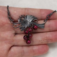 Grape motif goth taste oxidized silver necklace
