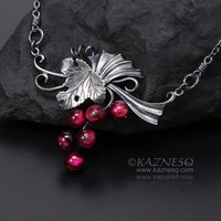 Grape motif goth taste oxidized silver necklace