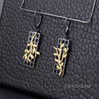 Twig motif Black and Gold tone rectangle lattice asymmetrical Silver Earrings