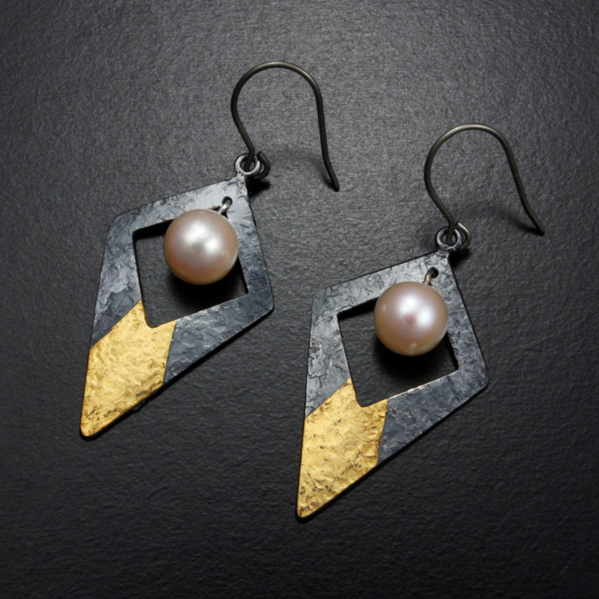 SOLD: Diamond shape Keum Boo pearl earrings