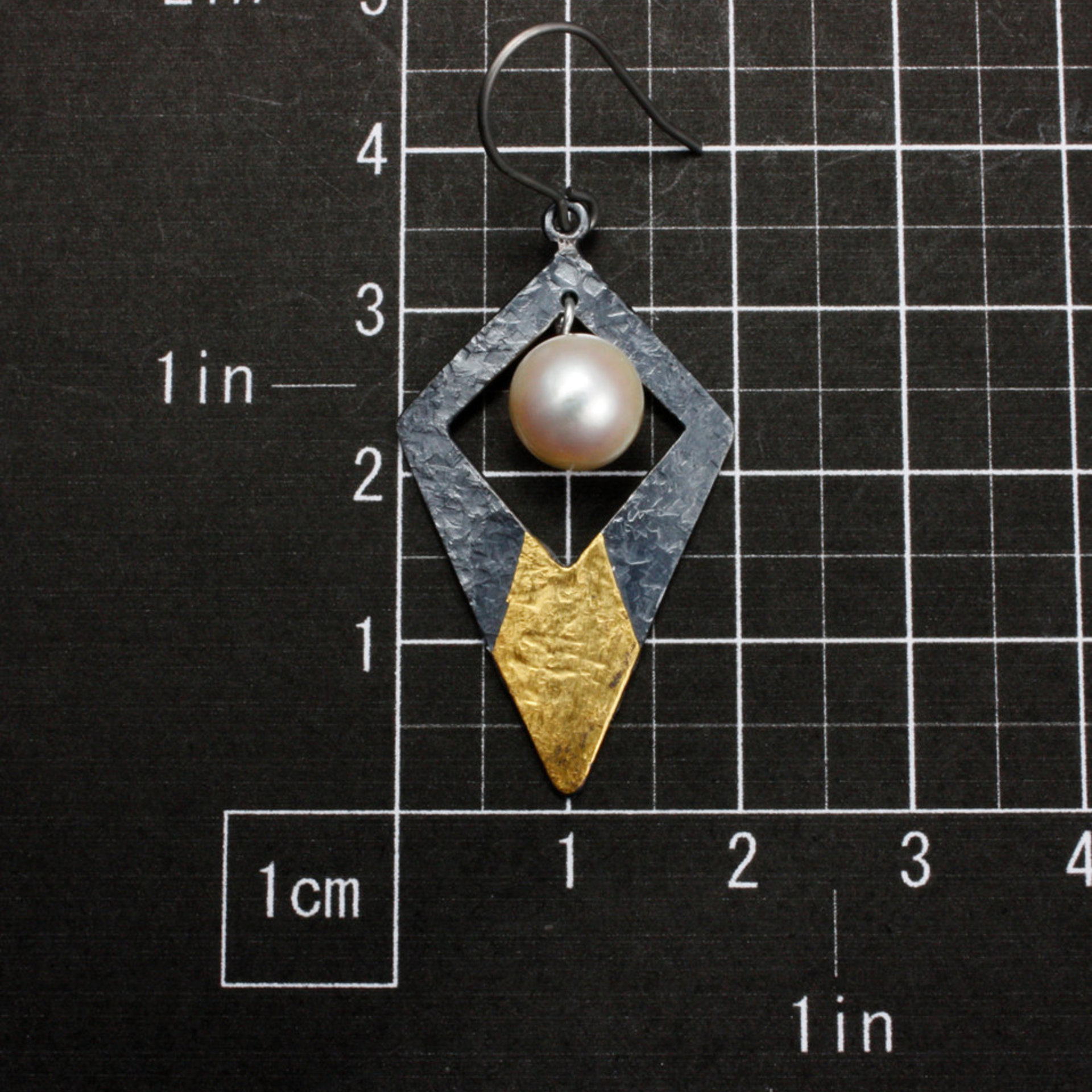 SOLD: Diamond shape Keum Boo pearl earrings