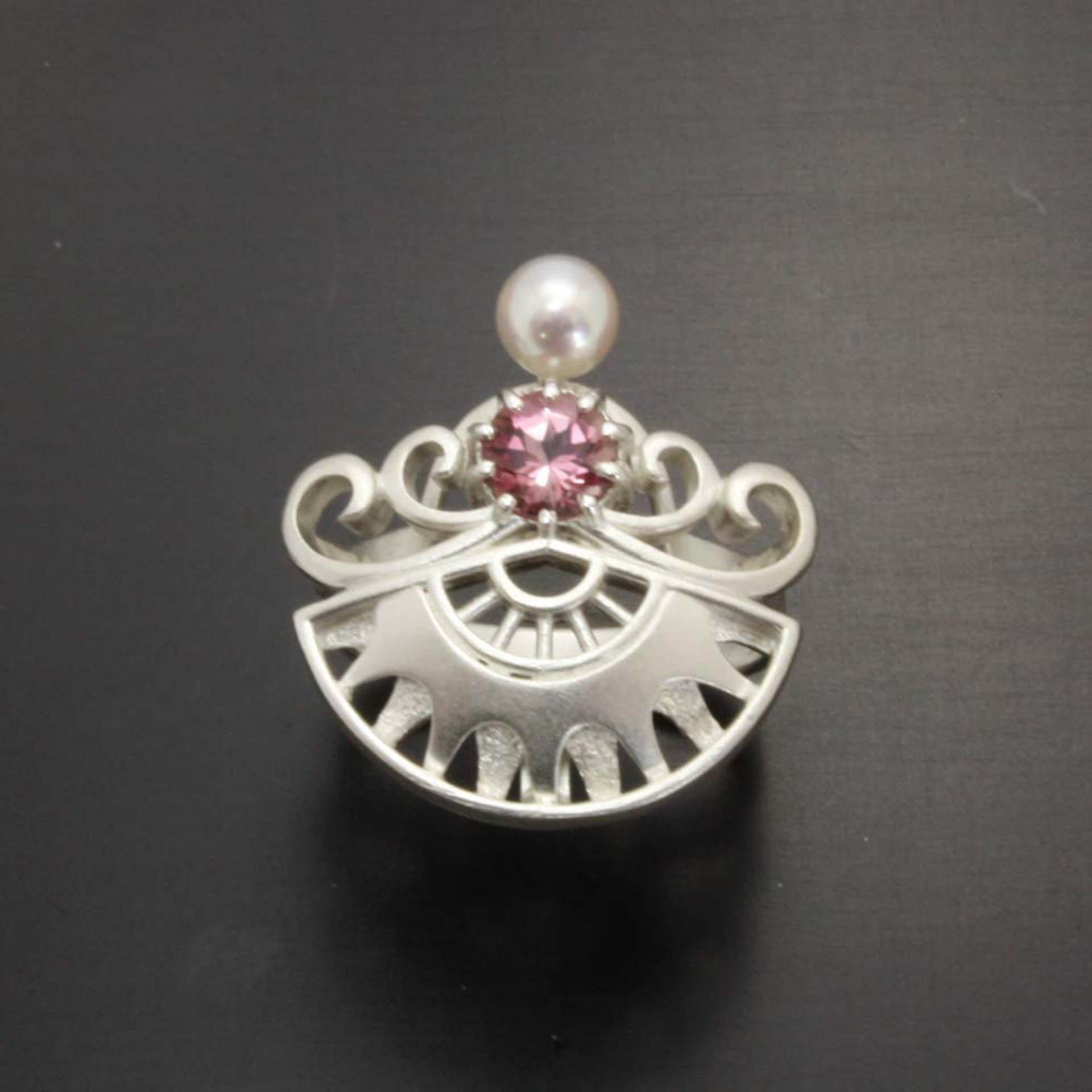 Sold: Pink tourmaline and cultured pearl ring of fan motif