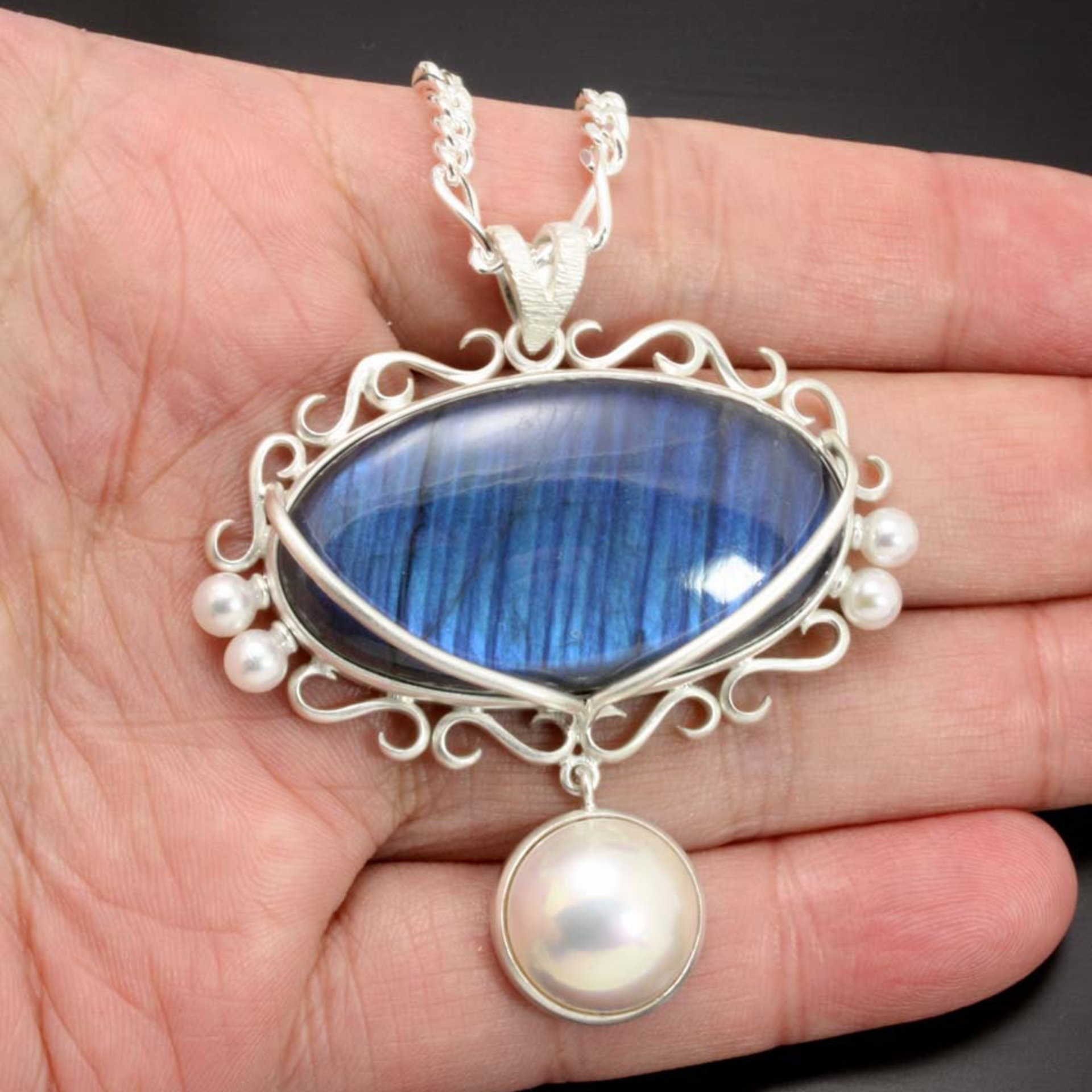 SOLD: Blue Labradorite and pearl pendant by KAZNESQ