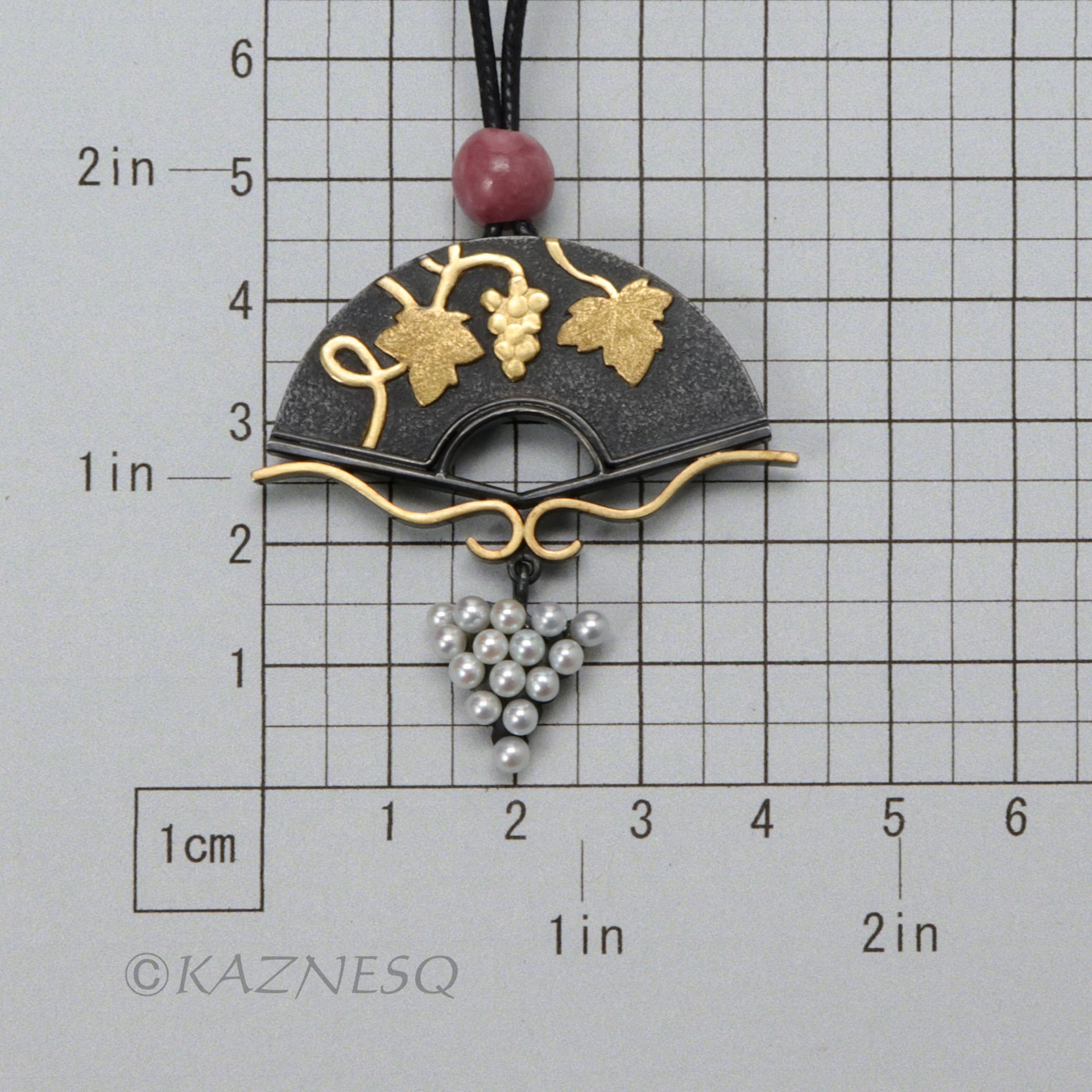 (C) KAZNESQ: Japanese art Keum Boo fan grape necklace