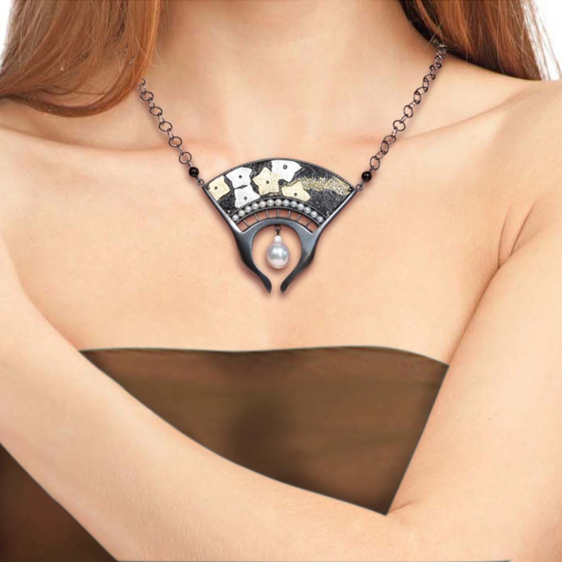 SOLD: Bellflower motif pendant with a baroque pearl