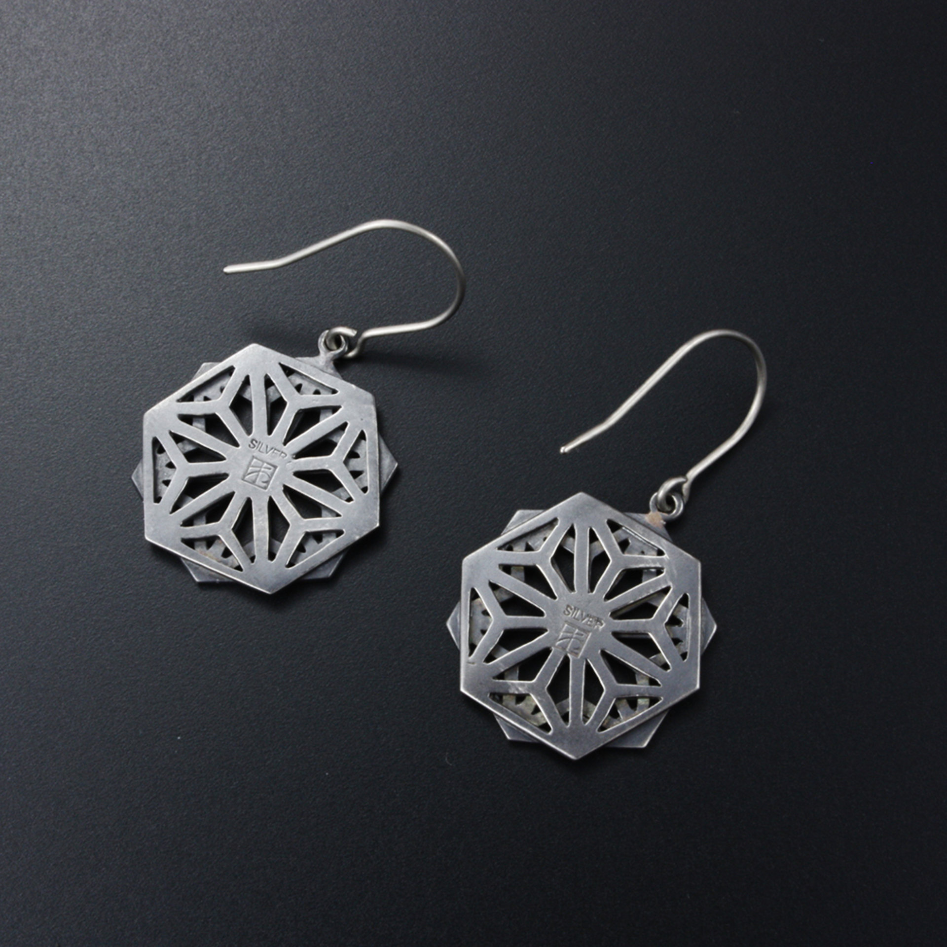 The design represents Japanese traditional design pattern called Asanoha-mon tha