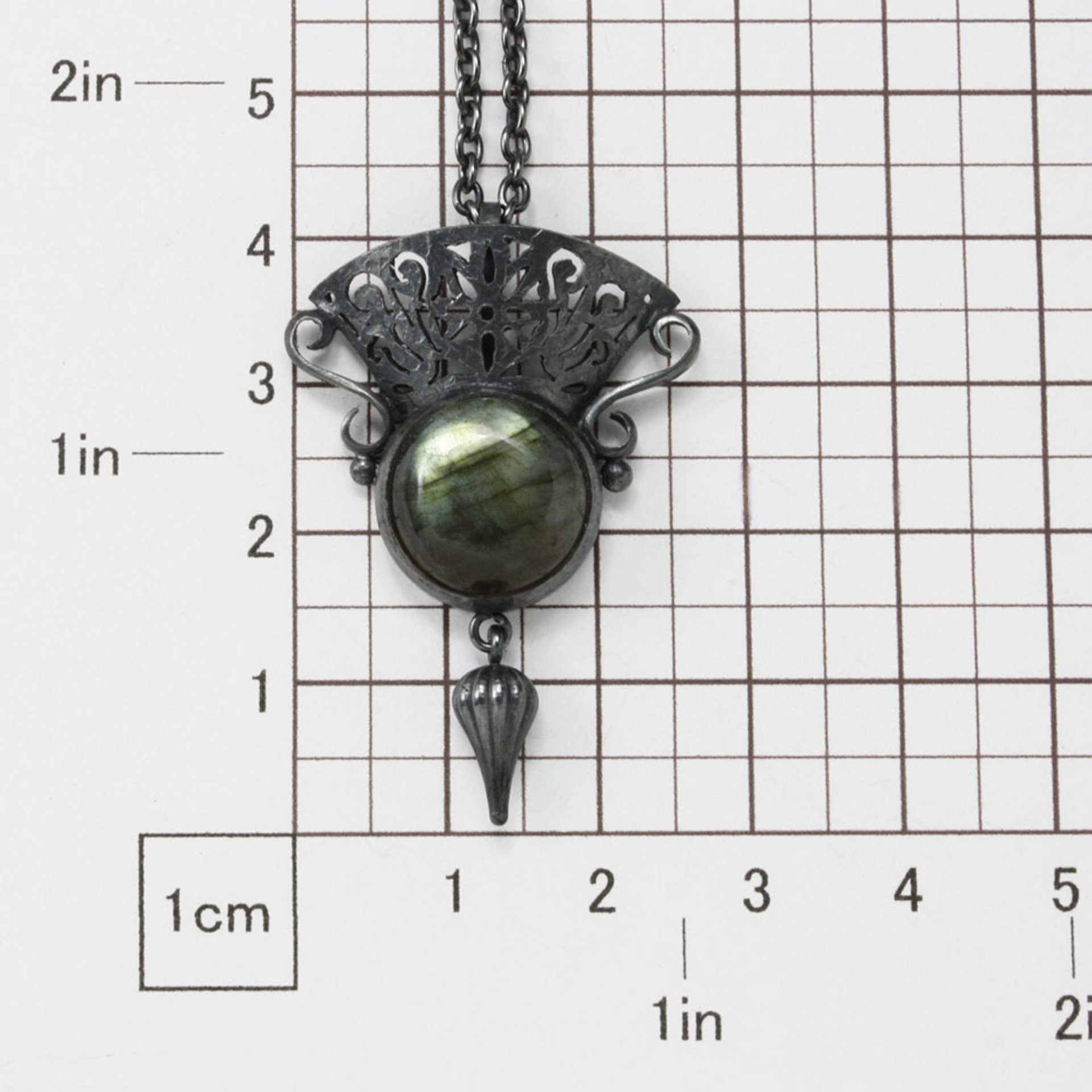 Green labradorite goth pendant necklace