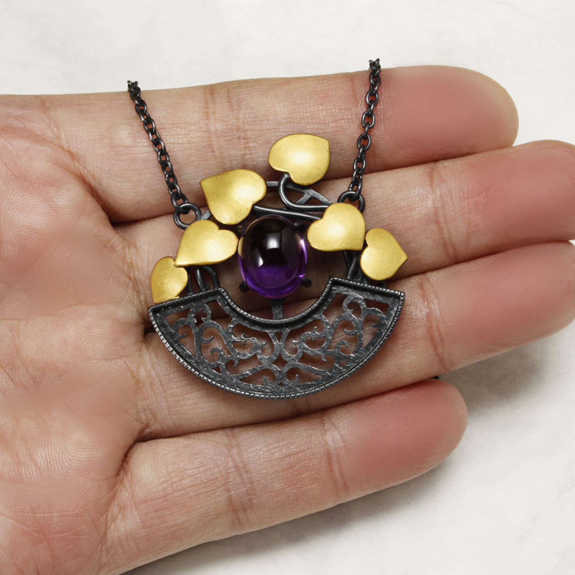 Keum Boo Gold leaves and amethyst cab necklace, arabesque openwork necklace