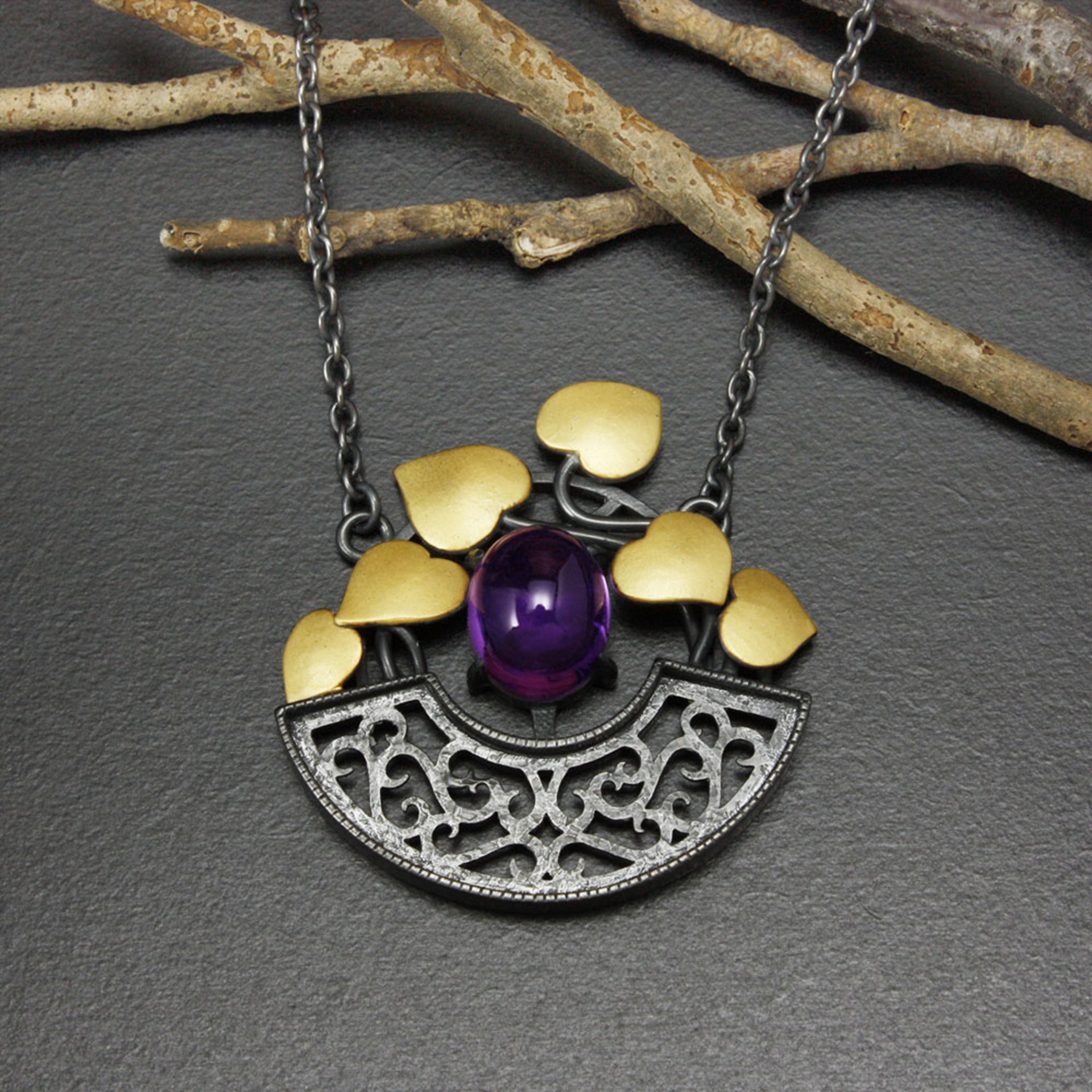 Keum Boo Gold leaves and amethyst cab necklace, arabesque openwork necklace