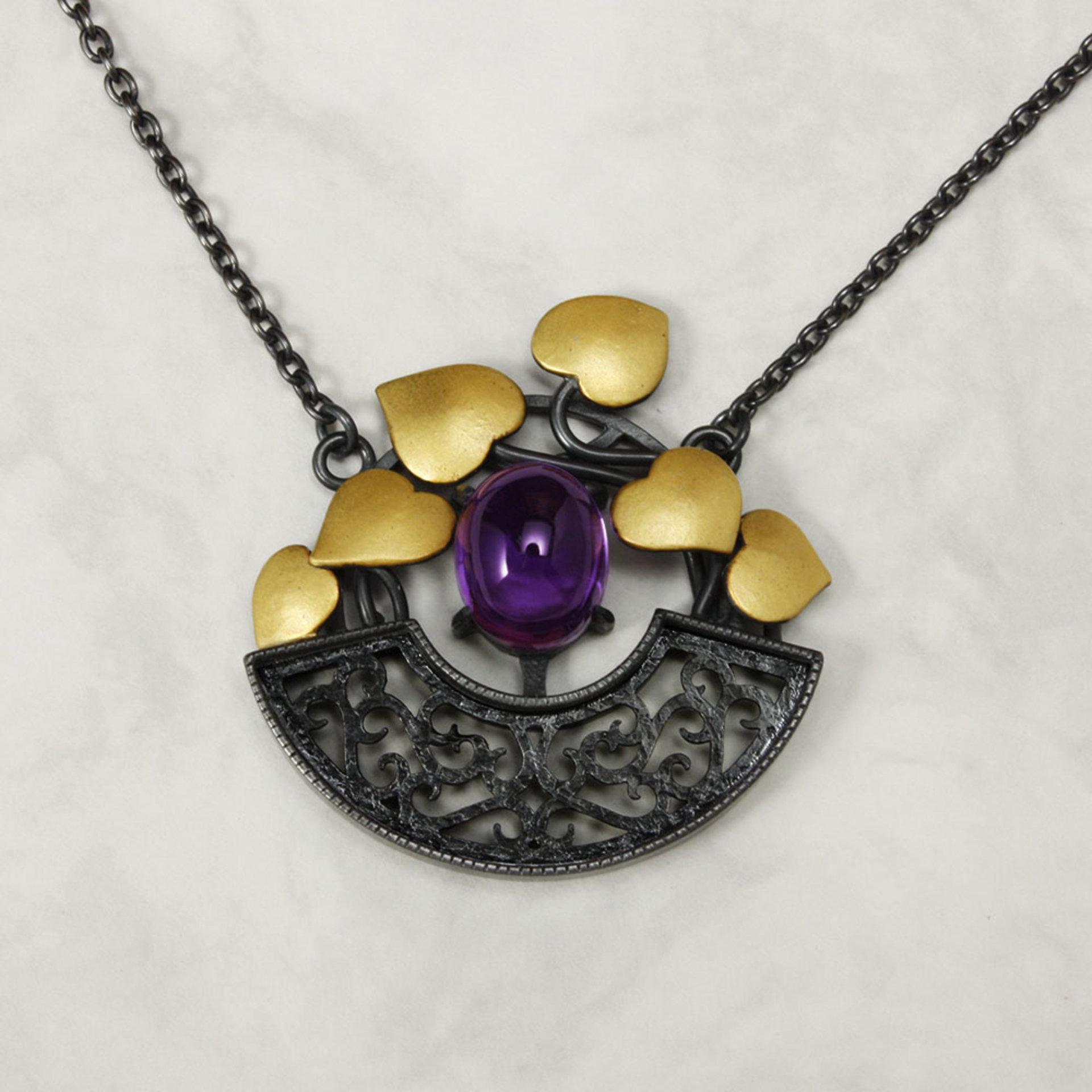 Keum Boo Gold leaves and amethyst cab necklace, arabesque openwork necklace