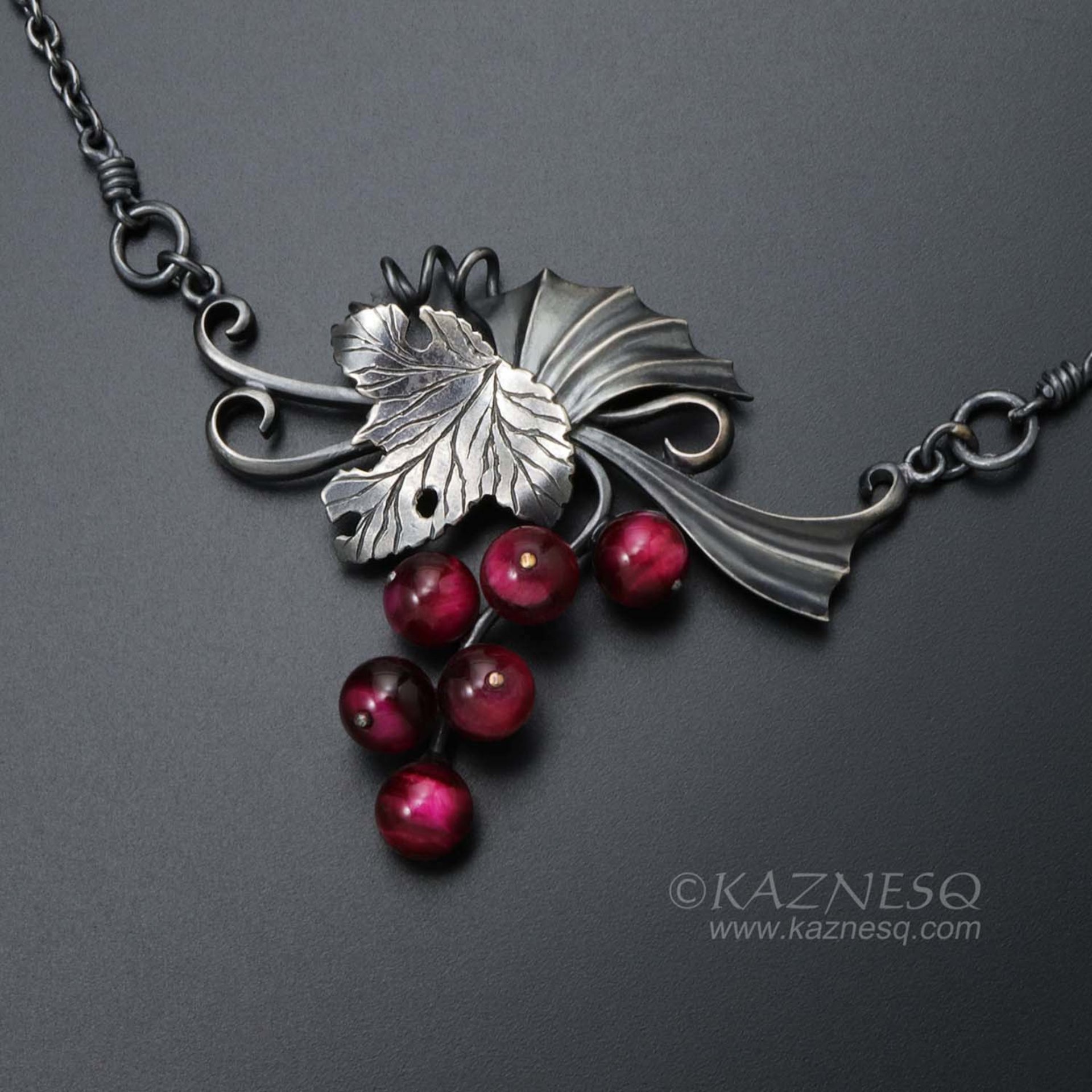 Grape motif goth taste oxidized silver necklace