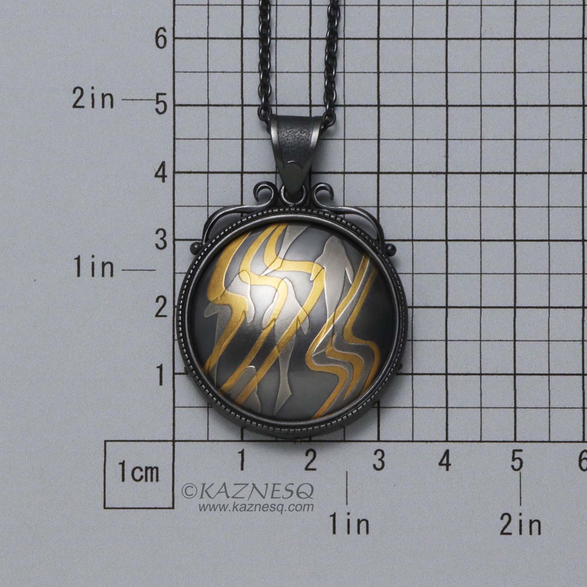 (C) KAZNESQ: Keum Boo oxidized silver round pendant of water pattern and fishes