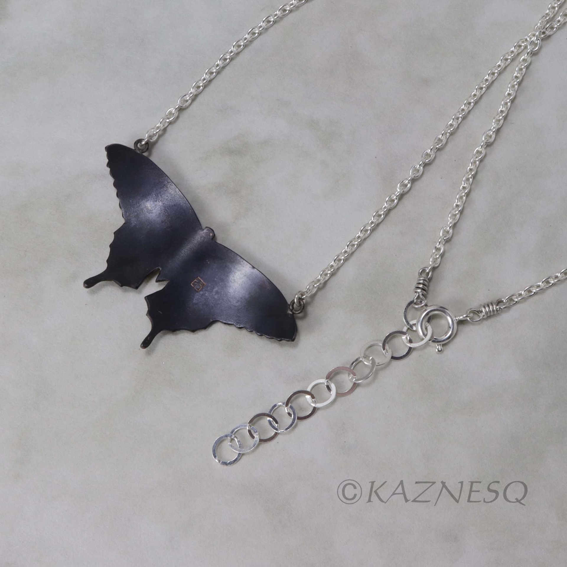 (C) KAZNESQ: Keum Boo and Japanese iroage patina shakudo swallowtail necklace