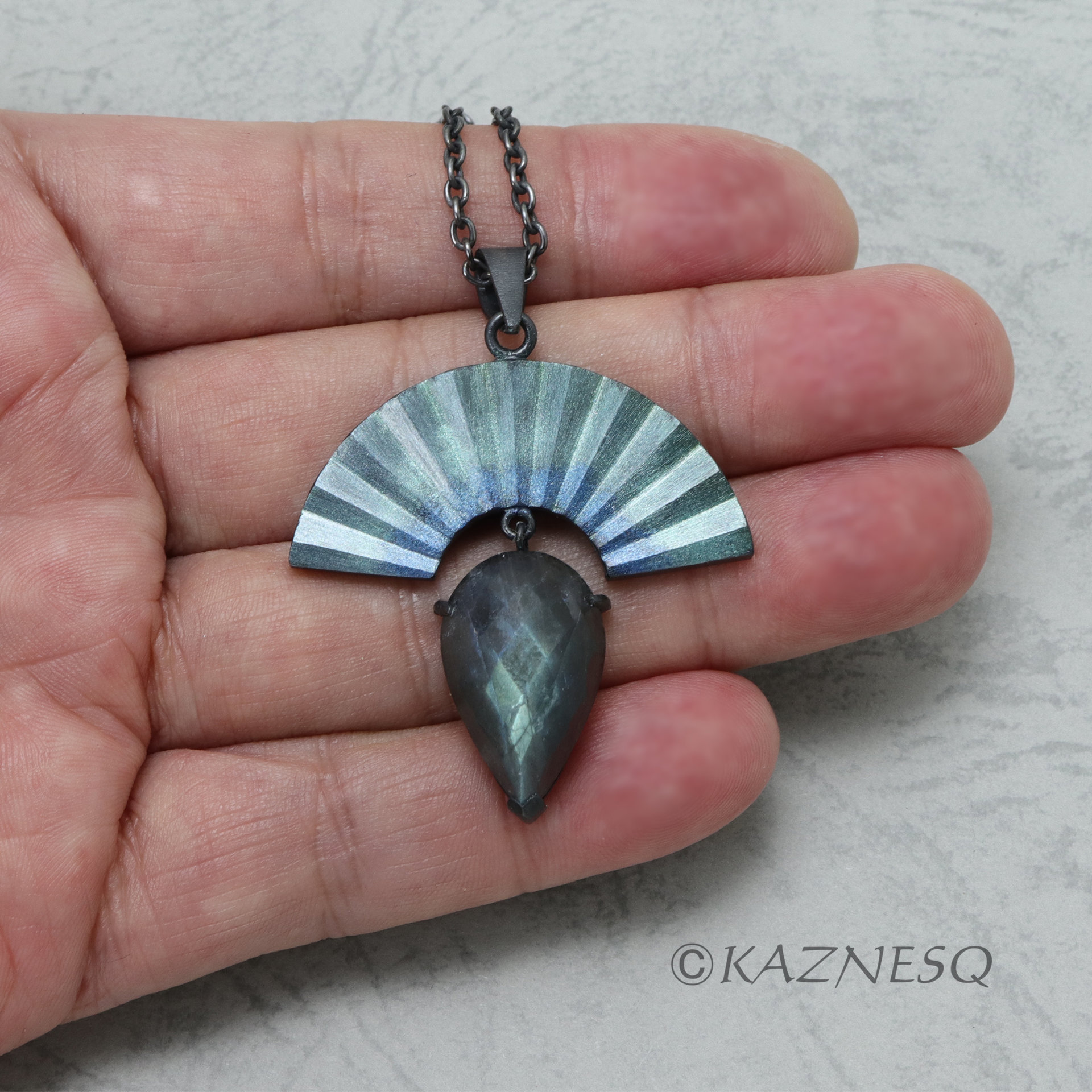 Fan buy Labradorite Pendant