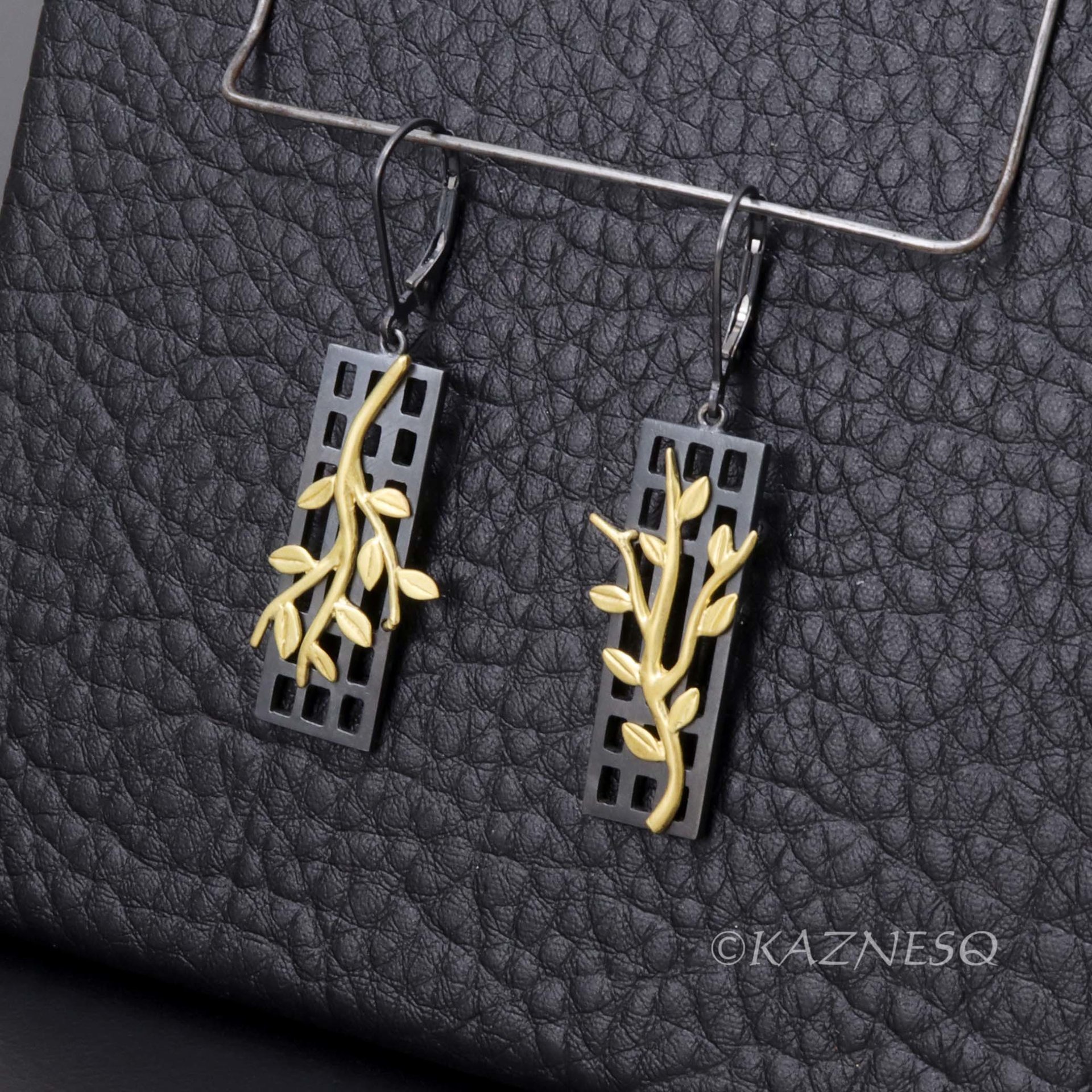 Twig motif Black and Gold tone rectangle lattice asymmetrical Silver Earrings