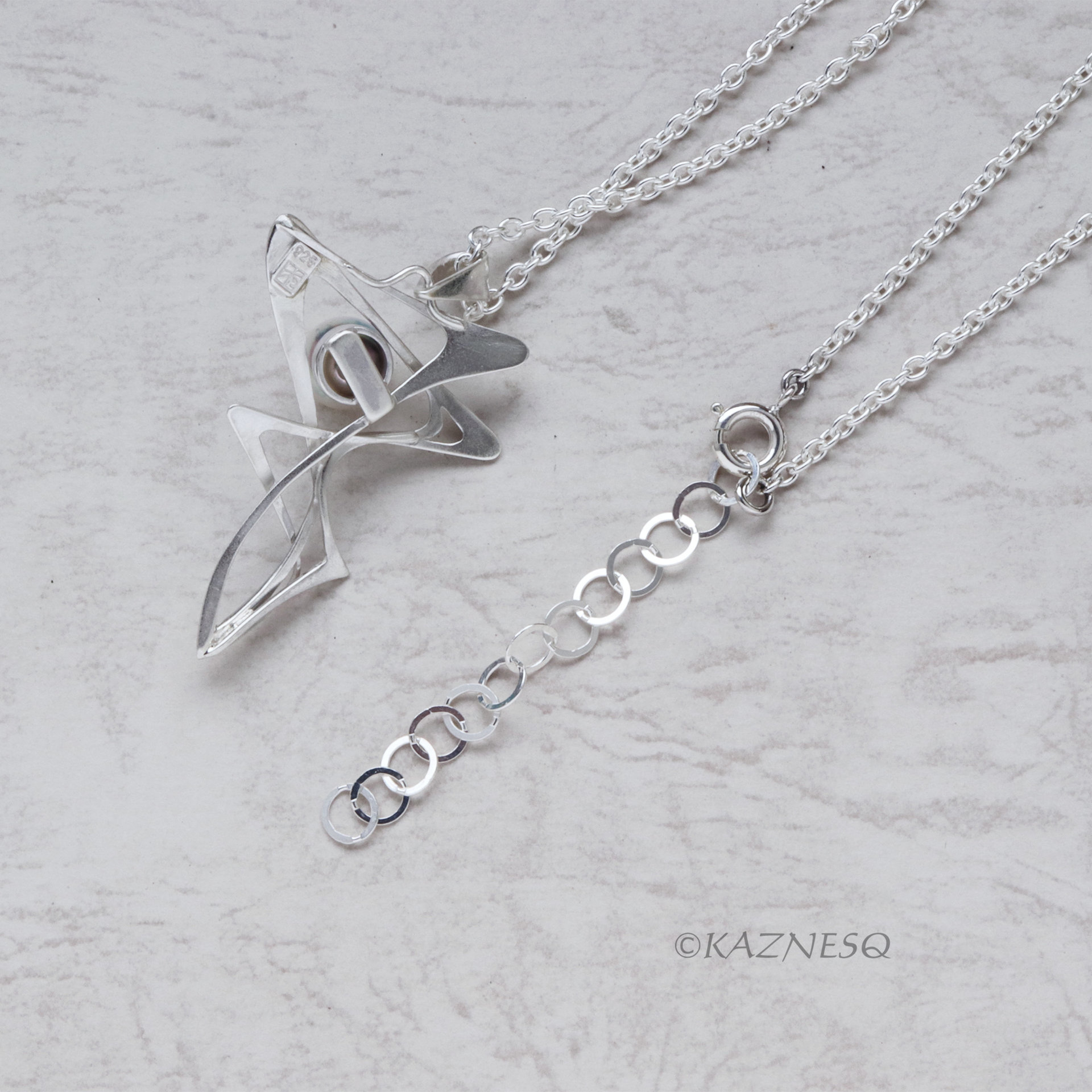 Flowing Art Nouveau! Matte Silver Pendant with Akoya Pearl