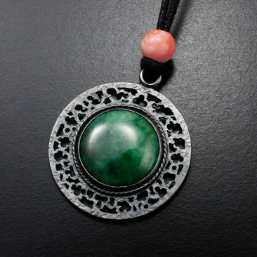 (C) KAZNESQ: Jadeite round oriental open work pendant